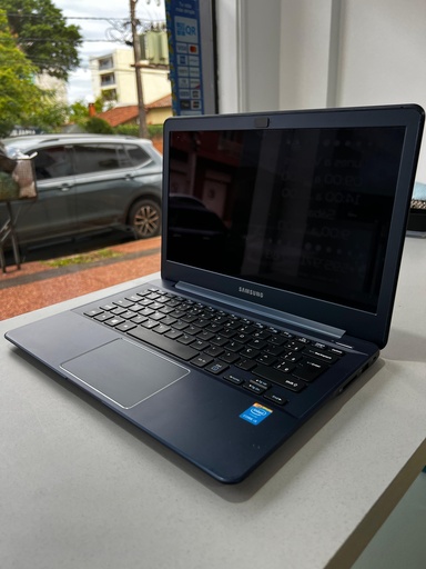 [COMP000065] Samsung Envy 17.3" - Gran Pantalla, Gráfica Discreta 4GB, SSD Ultra-Rápido